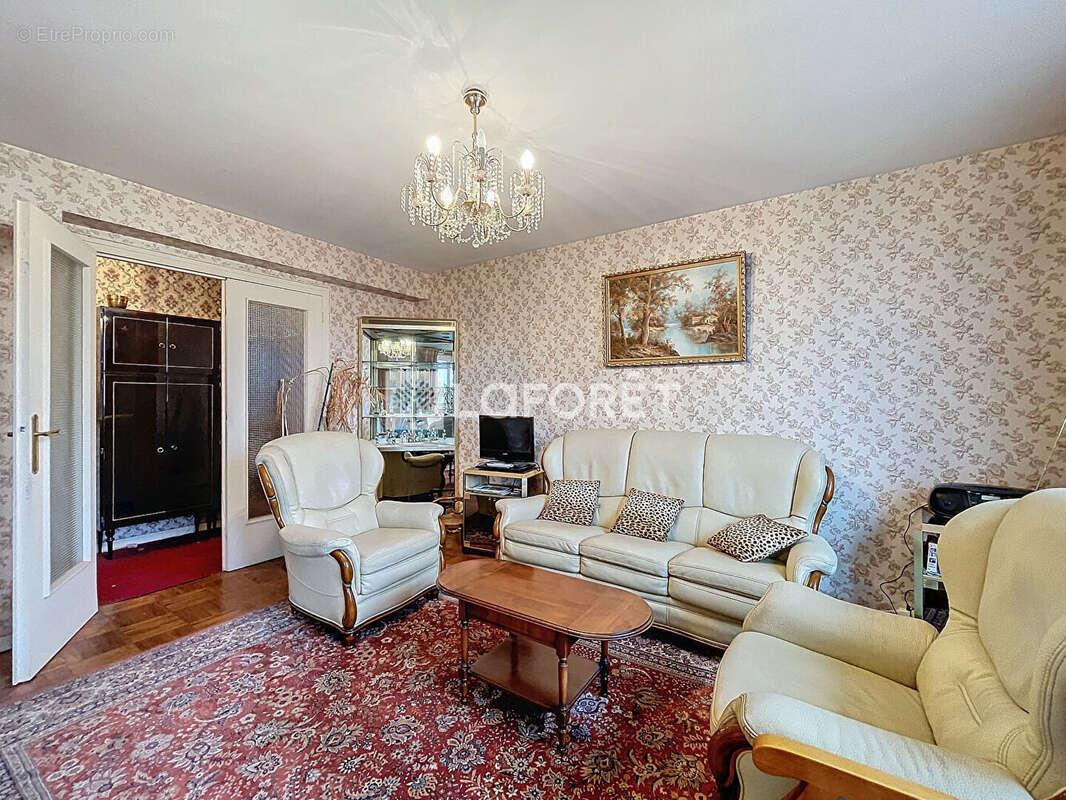 Appartement à CHATILLON