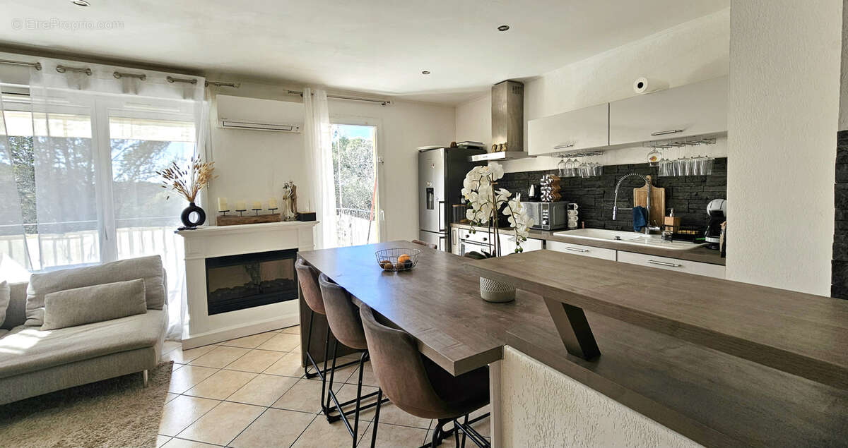 Appartement à MOUGINS