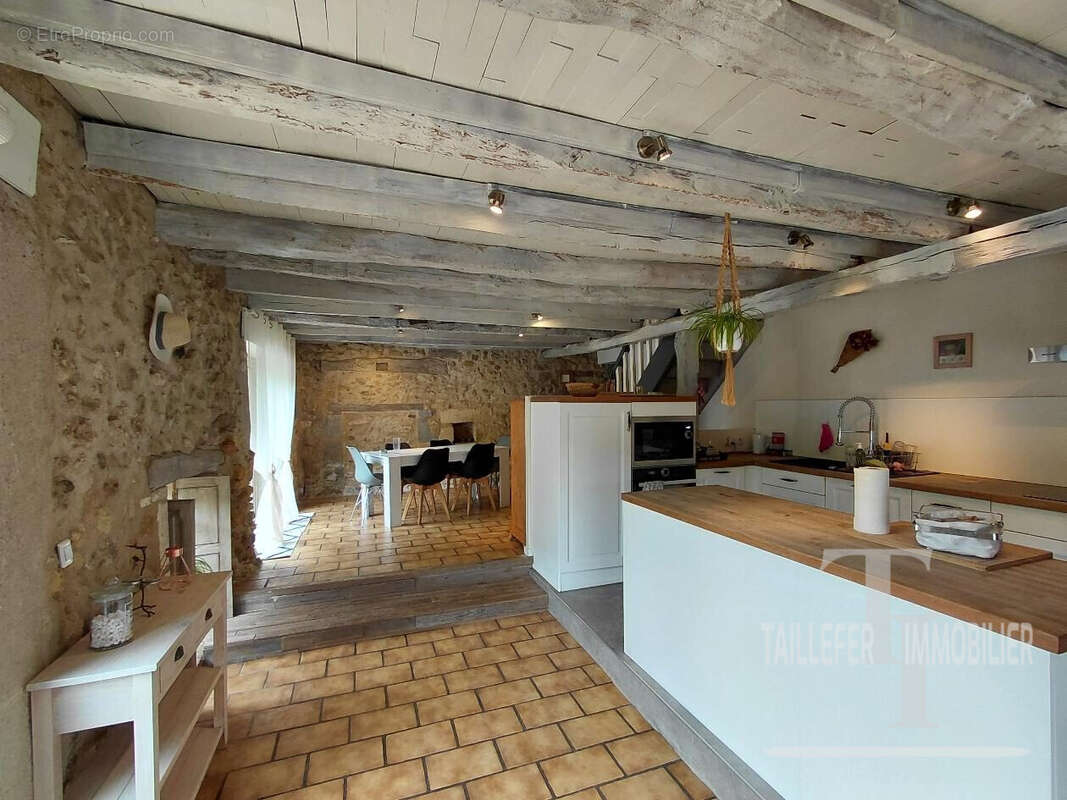 Maison à PERIGUEUX