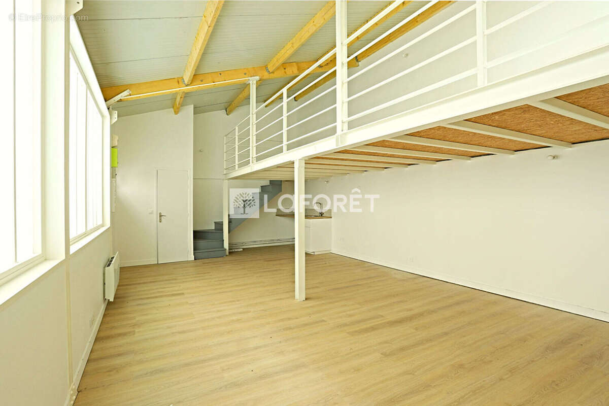 Commerce à MONTROUGE