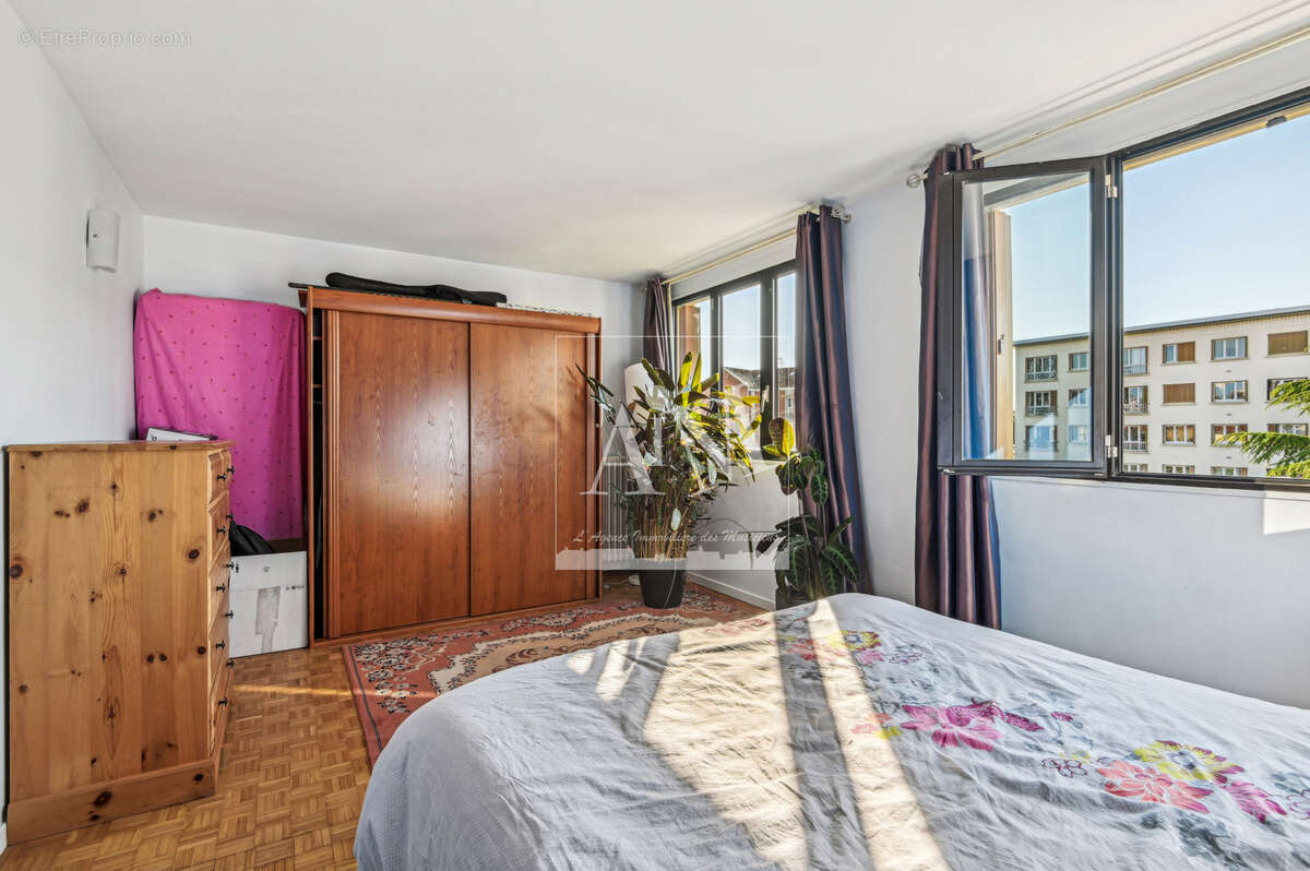 Appartement à NANTERRE