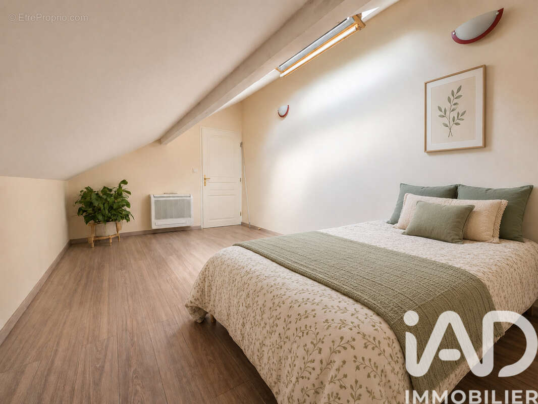 Maison 87 m² à Chazey-Bons  - photo 9