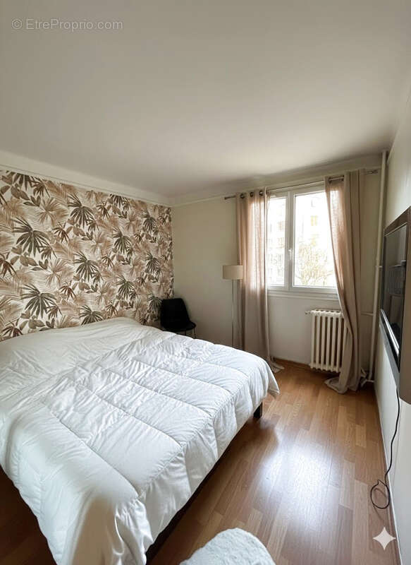À vendre   Spacieux F4 avec balcon, cave et place de parking   Montmorency - photo 4
