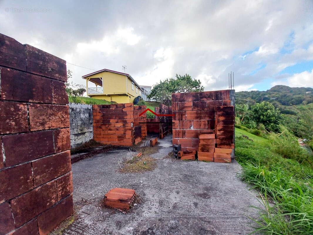 Terrain à RIVIERE-PILOTE