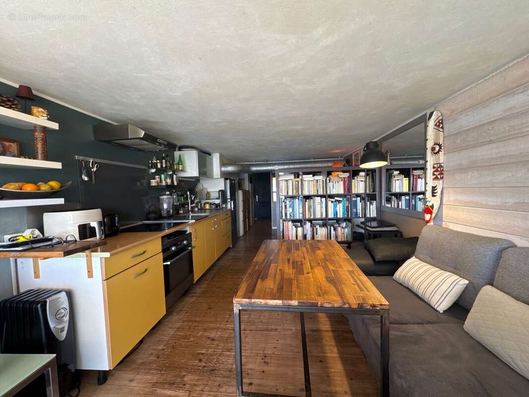 Appartement à GRUISSAN