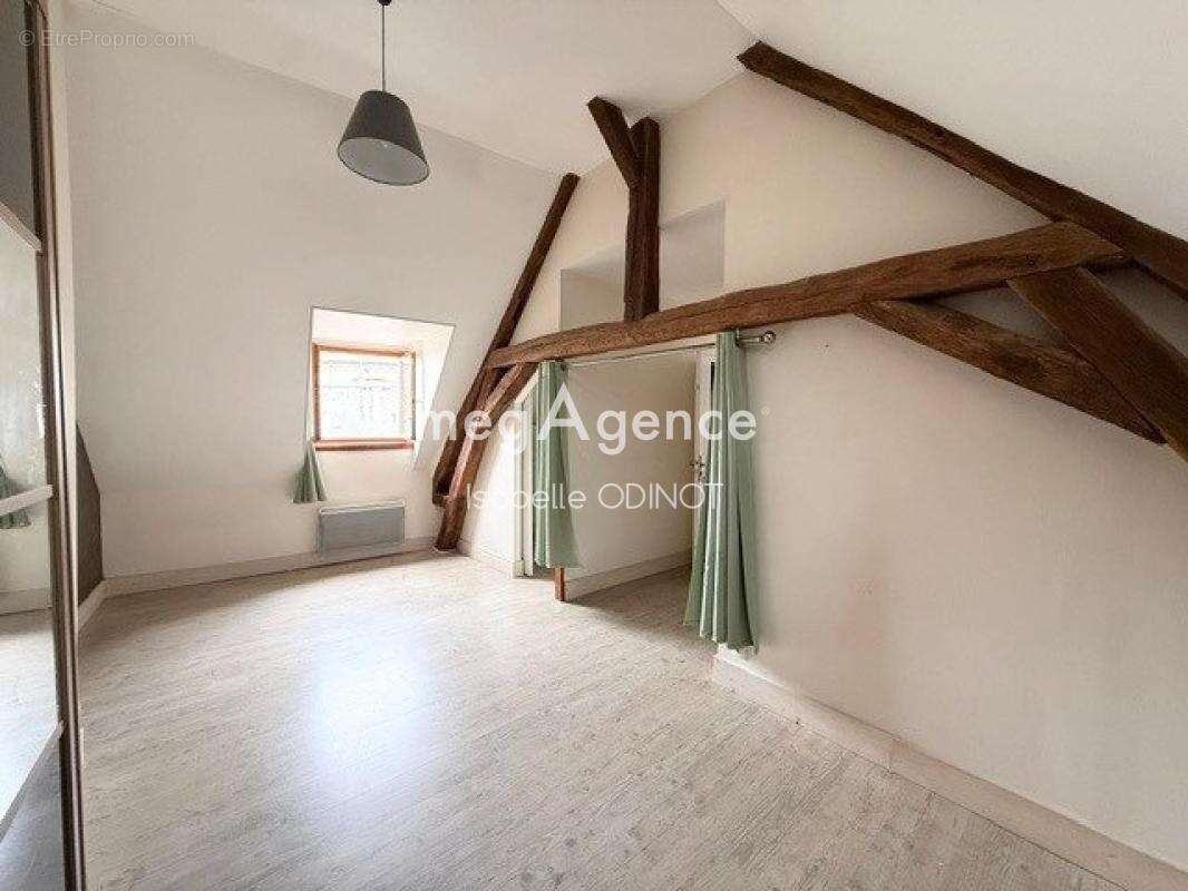Appartement à MAULE