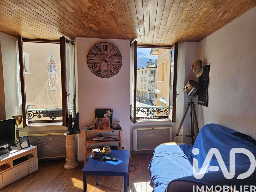 Appartement 39 m² à Embrun  - photo 2