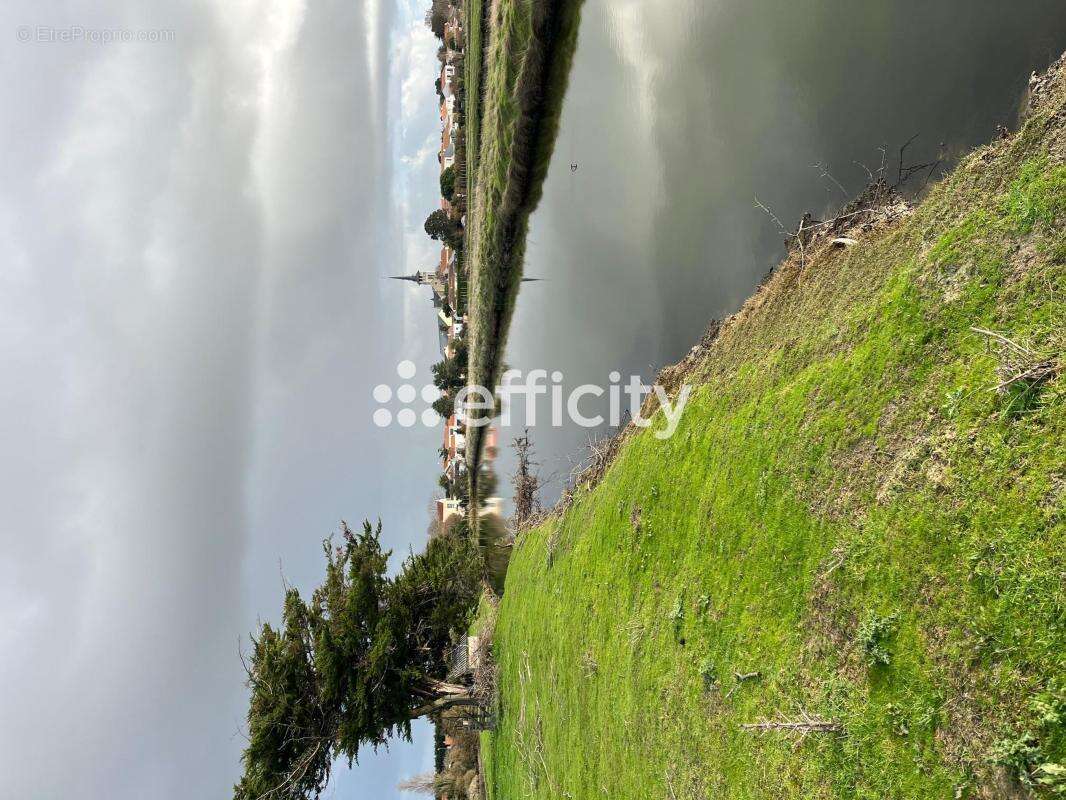 Terrain à L&#039;ILE-D&#039;OLONNE