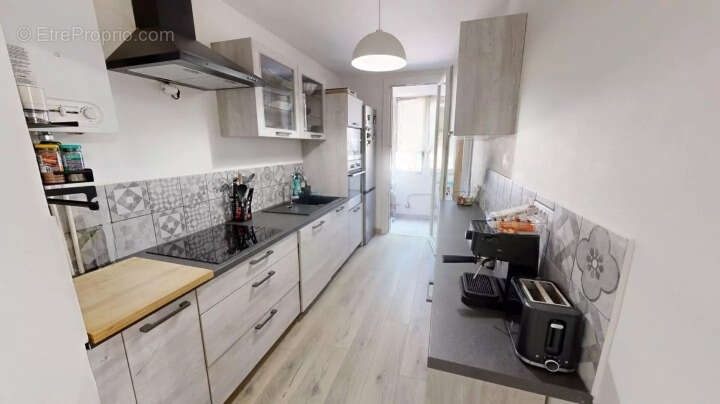 Appartement à MARSEILLE-12E