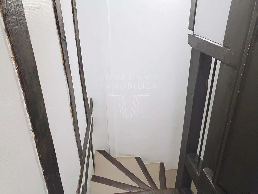 Appartement à PARIS-7E
