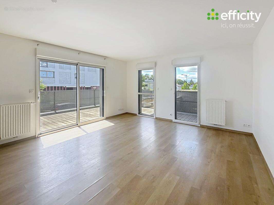 Appartement à PACE