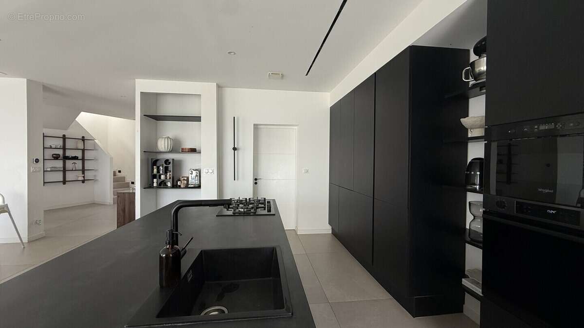 Maison 142 m² à Saint-Bres  - photo 149
