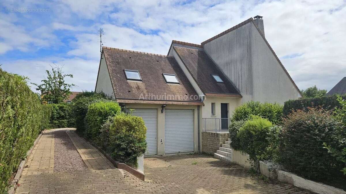 Maison à BENOUVILLE