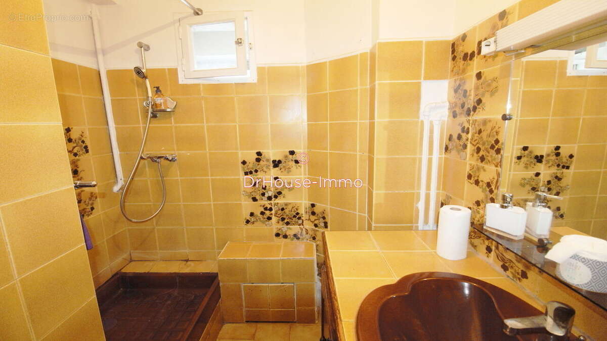 Appartement à MARSEILLE-9E
