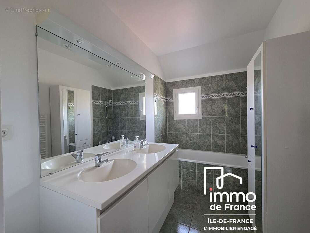 Maison Longjumeau 6 pièce(s) 126 m2 - photo 13