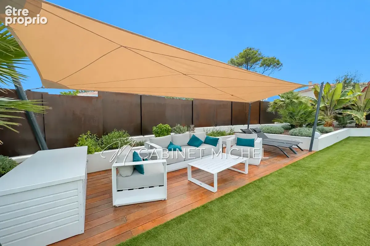 Maison 200 m² à Roquefort-Les-Pins  - photo 2