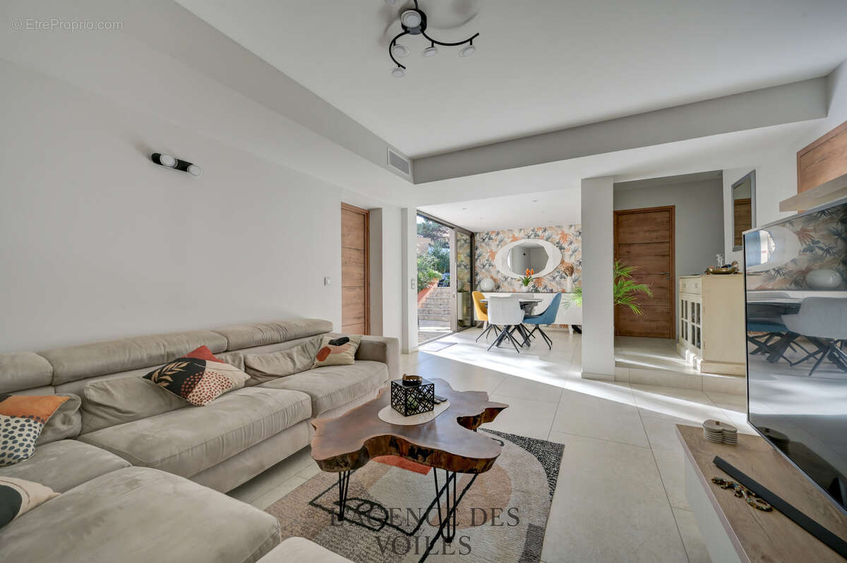Appartement à SANARY-SUR-MER