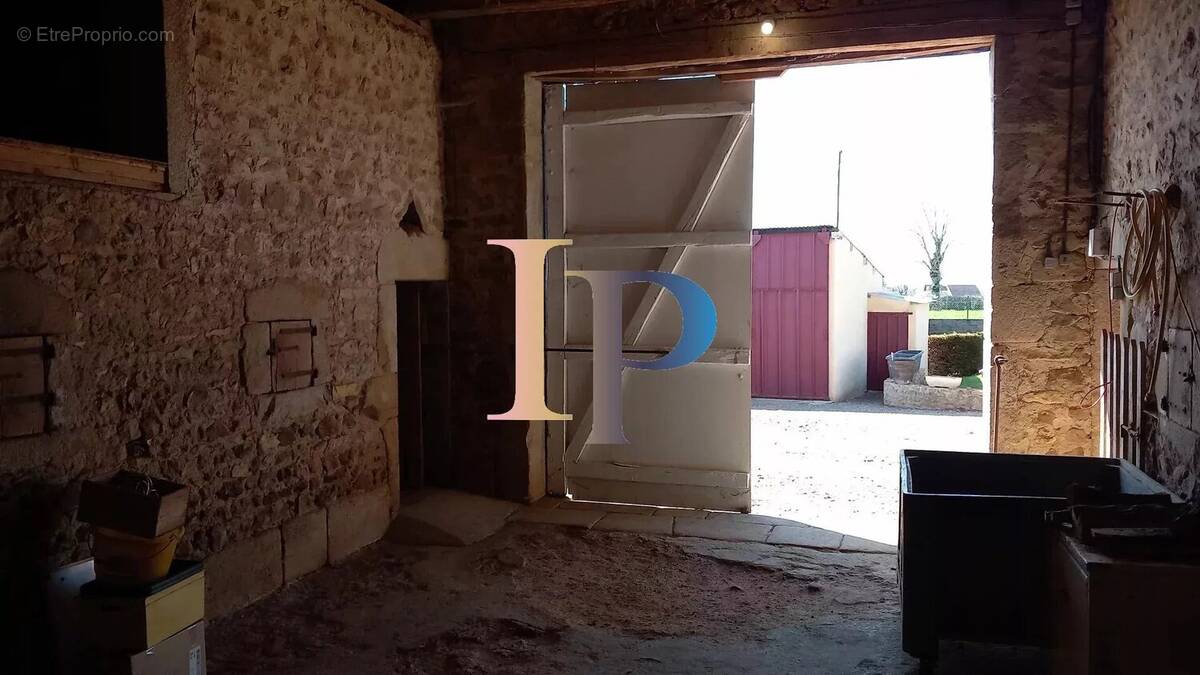 Maison 117 m² à Charlieu  - photo 13