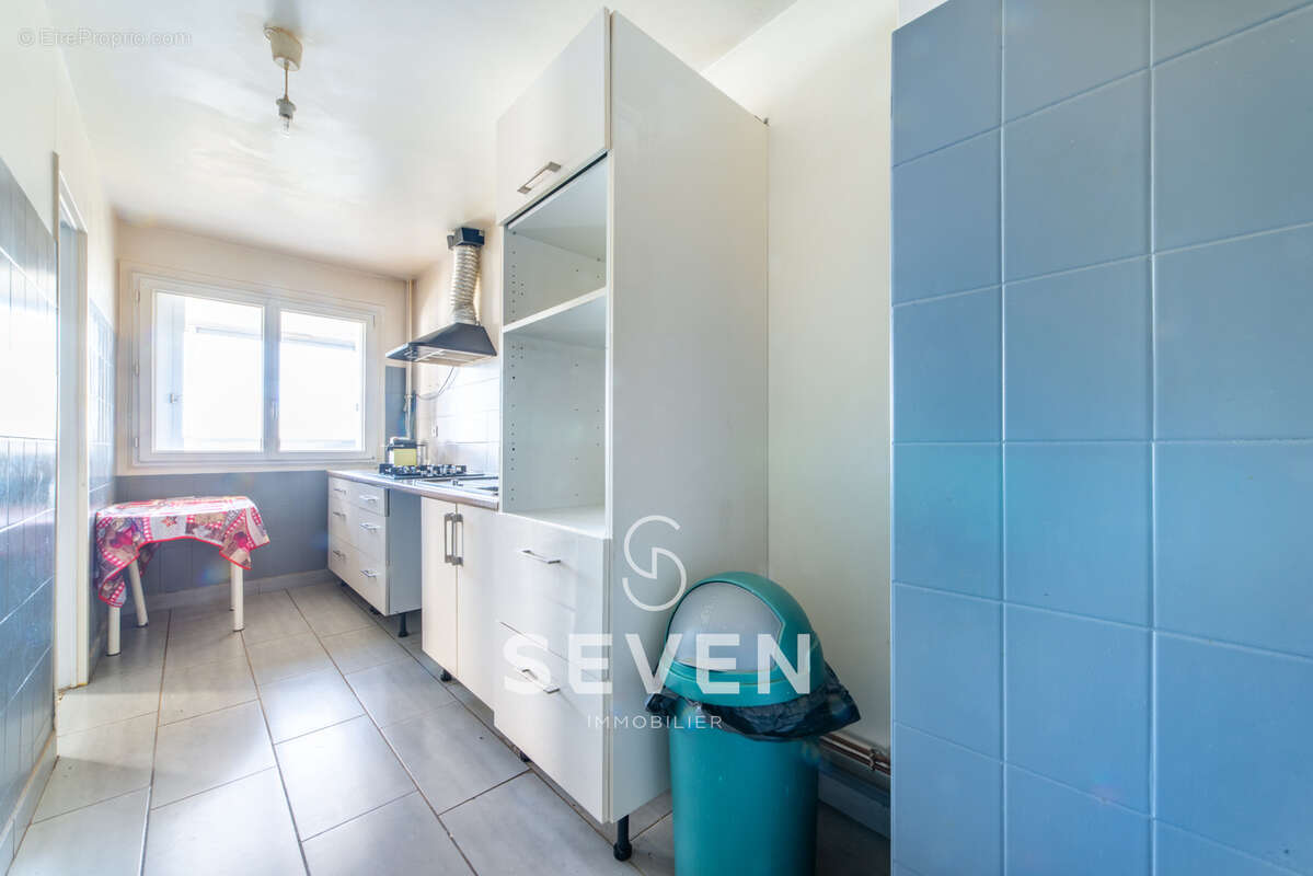Appartement à GENNEVILLIERS