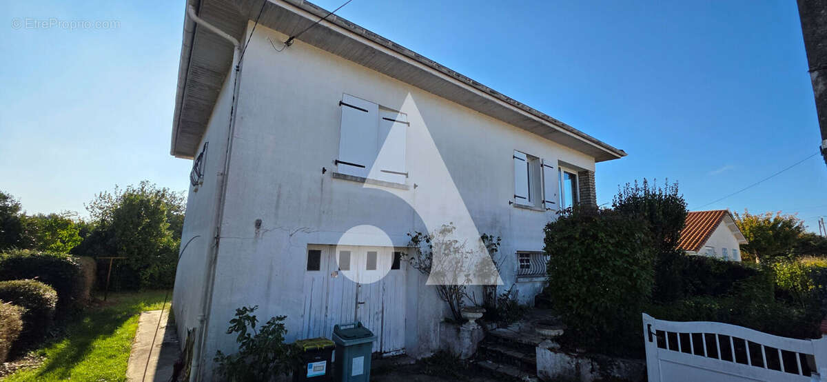 Maison à LA TREMBLADE