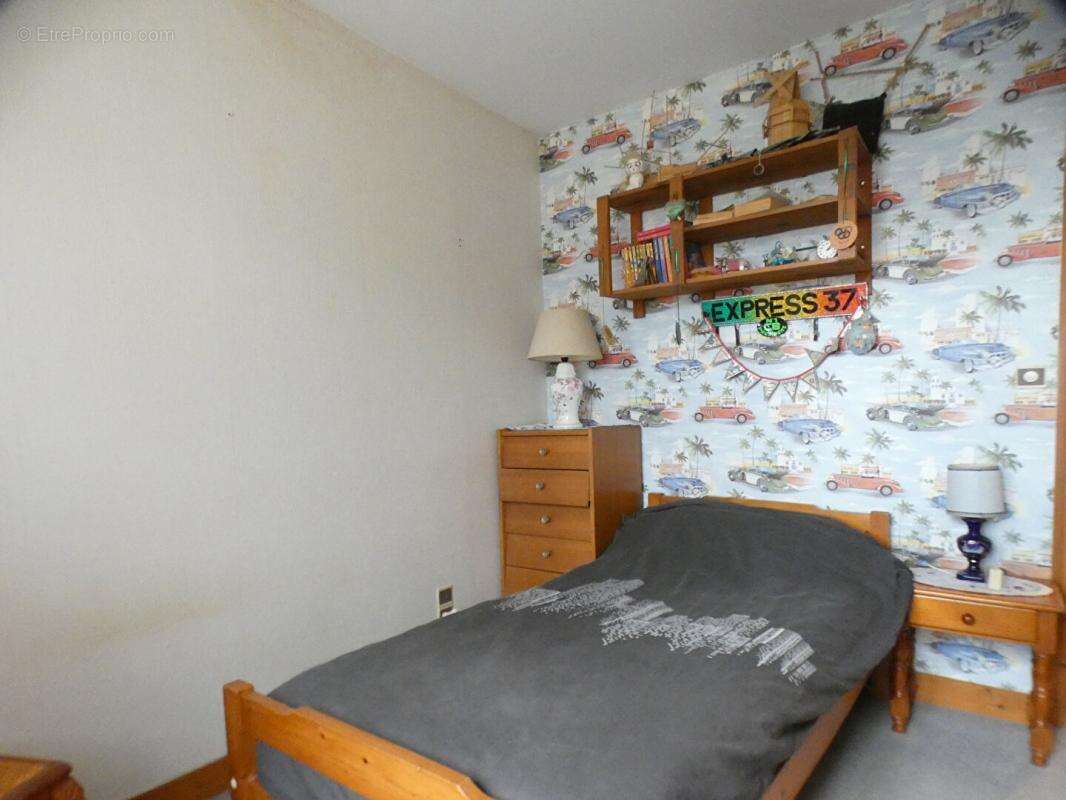 Maison à TERRASSON-LAVILLEDIEU