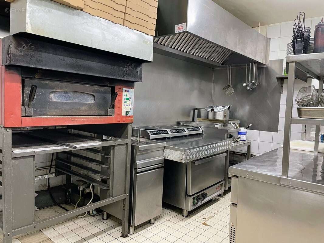 Commerce à IVRY-SUR-SEINE