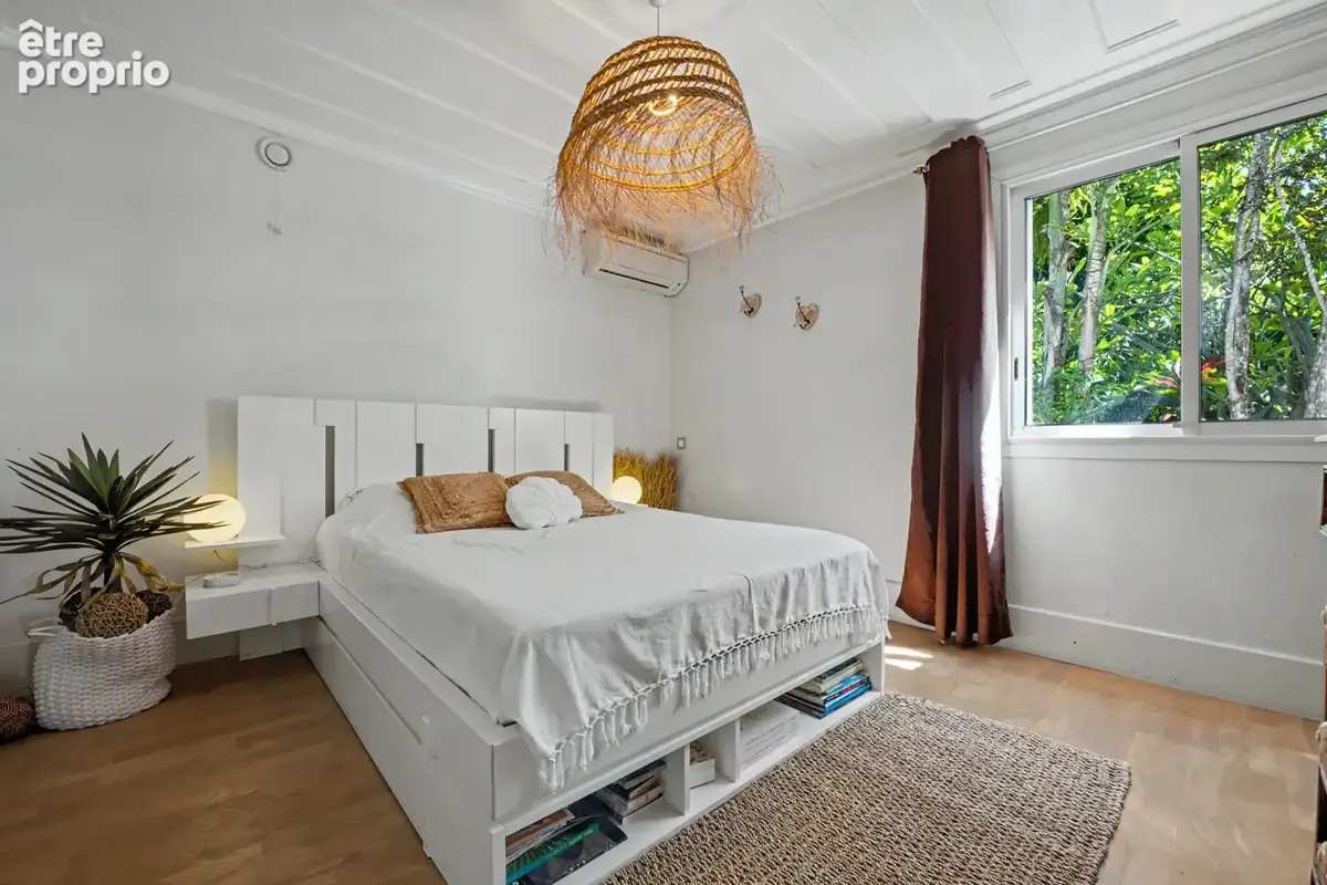 Maison 7 pièces 223 m² à vendre à Saint-Pierre (97410) - photo 7