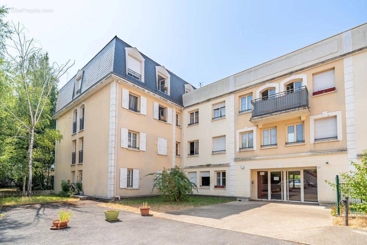Appartement à EPINAY-SUR-SEINE