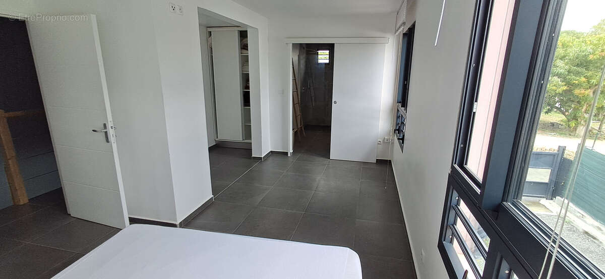 Appartement à LE MOULE