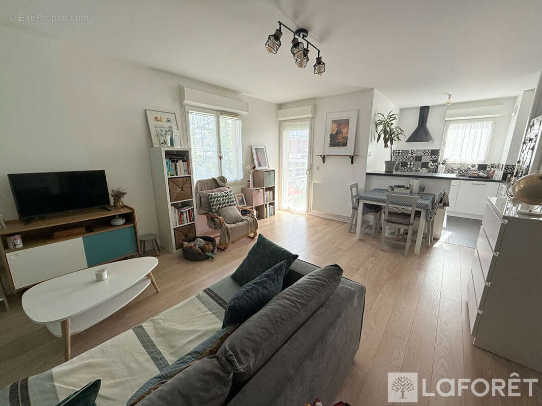 Appartement à MARTIGNAS-SUR-JALLE