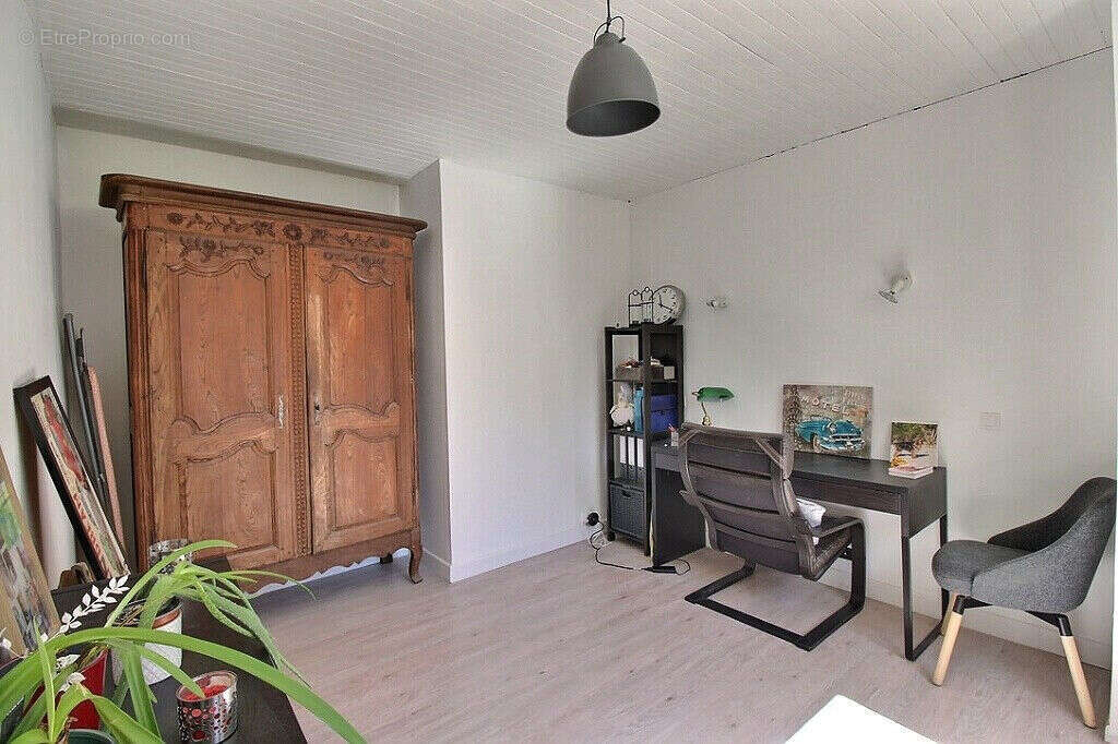 Maison à ROQUEBRUNE-SUR-ARGENS