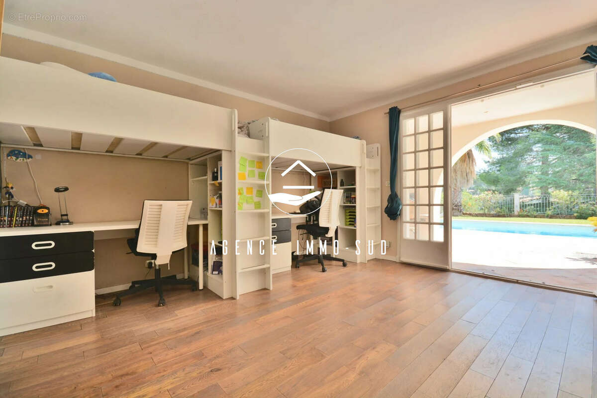 Maison à ANTIBES