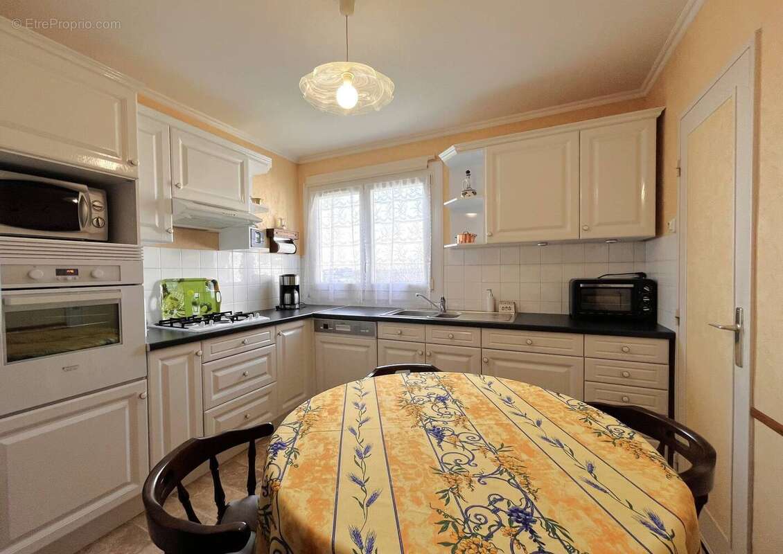 Appartement T4 en viager occupé à BREST - photo 2