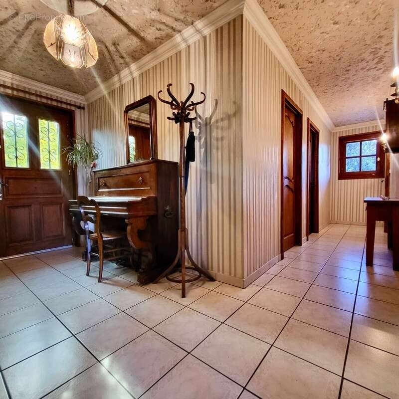 Maison à SAINT-PAUL-EN-CHABLAIS