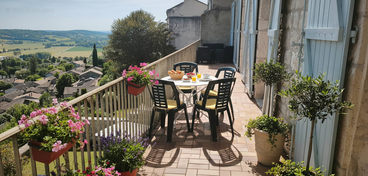 Maison à LAUZERTE
