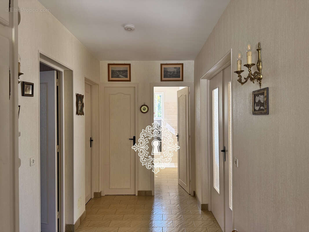 Maison à DONNEMARIE-DONTILLY