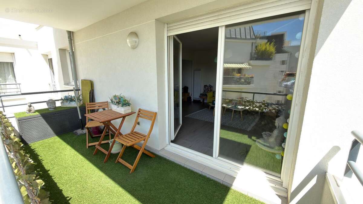 Appartement à NEUILLY-PLAISANCE