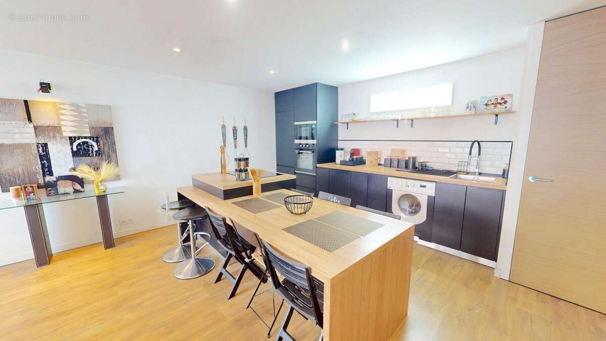 Appartement à LE PERREUX-SUR-MARNE