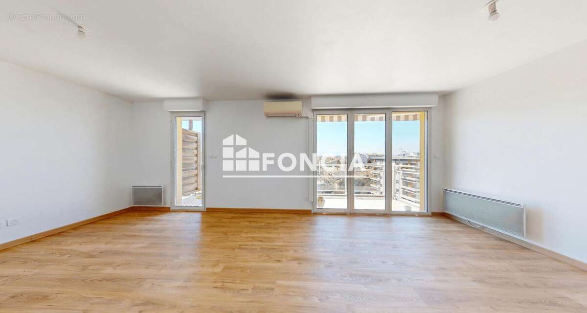 Appartement T3 parking cave - Terrasse Vue panoramique - Dernier étage - photo 5