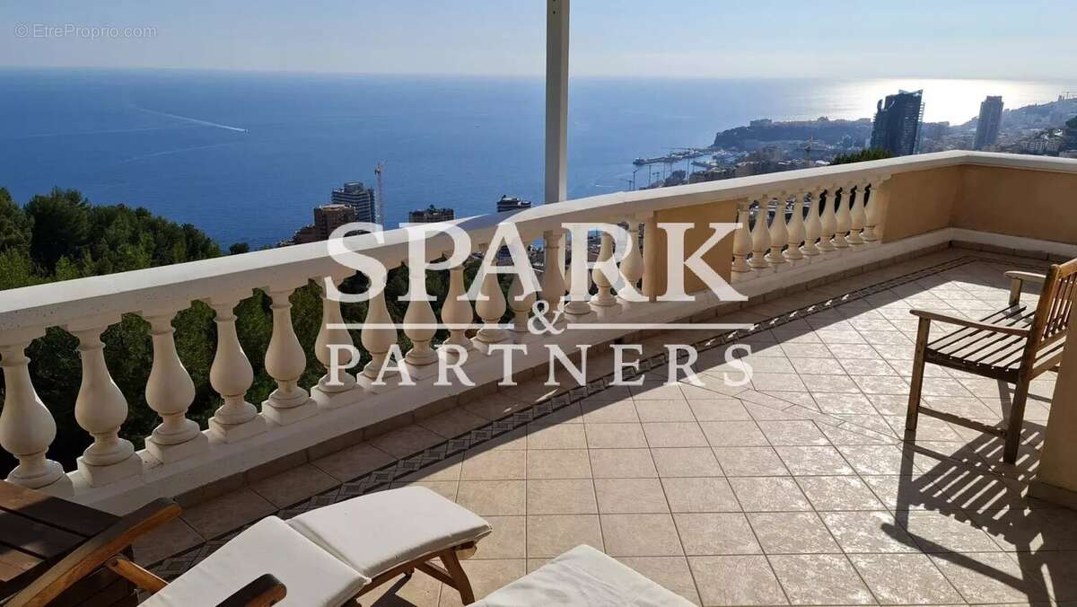 Maison à ROQUEBRUNE-CAP-MARTIN