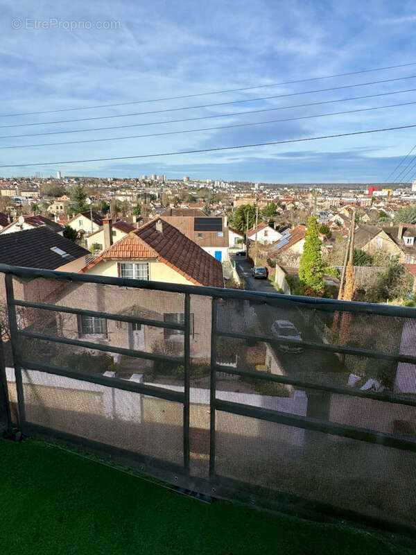 Appartement à CORBEIL-ESSONNES