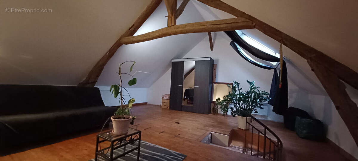 Maison à CREPY-EN-VALOIS