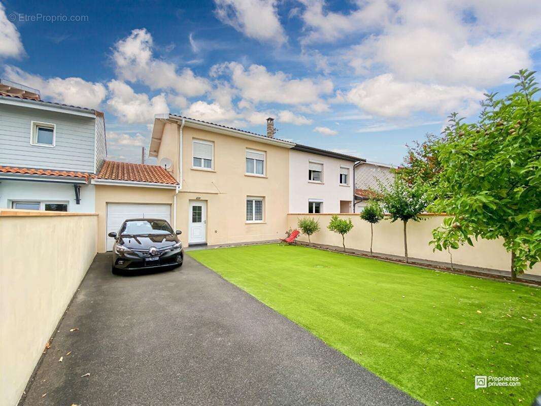 Maison à LE BOUSCAT