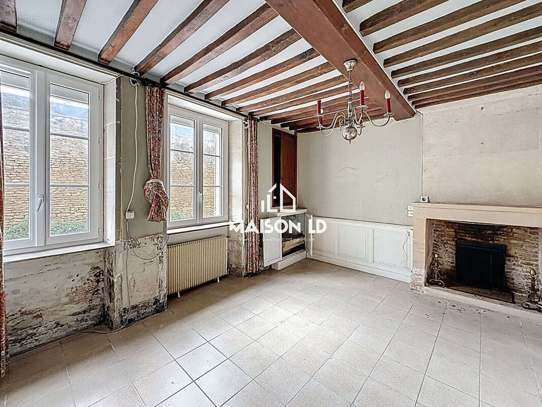 Maison à BERNIERES-SUR-MER