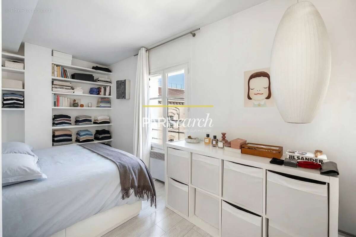 Appartement à PARIS-3E