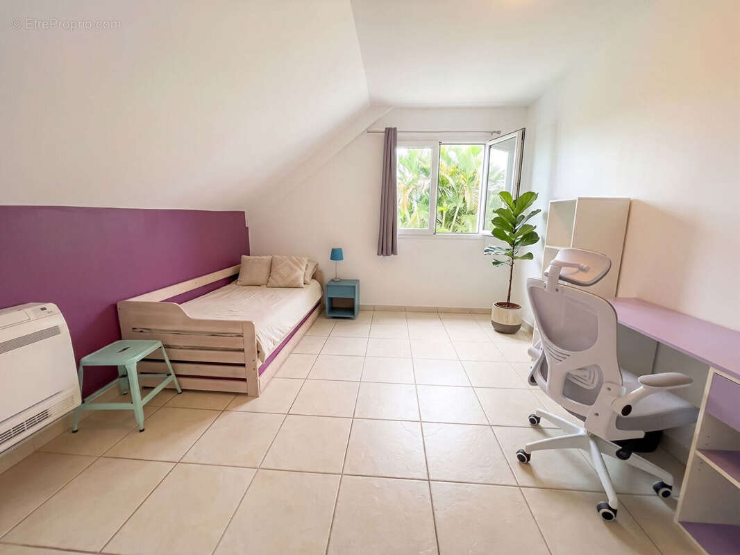 A VENDRE - Maison F6 avec vue dans les bas de La Bretagne - photo 14