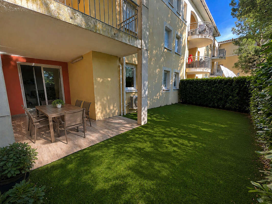Appartement à L'ISLE-SUR-LA-SORGUE