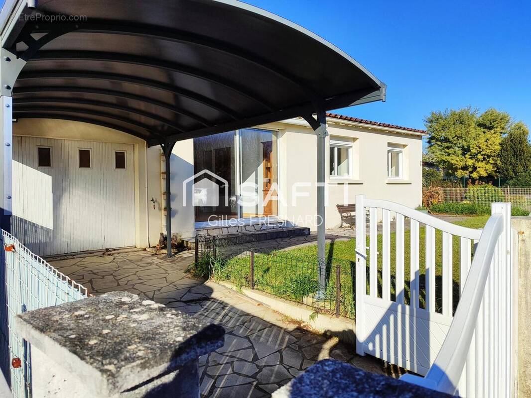 Photo 1 - Maison à JONZAC