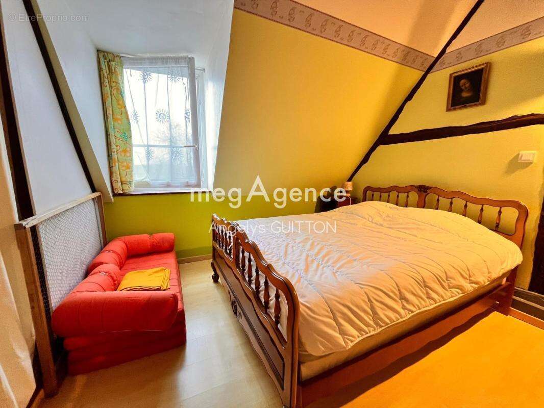 Maison à BEAUMONT-SUR-SARTHE