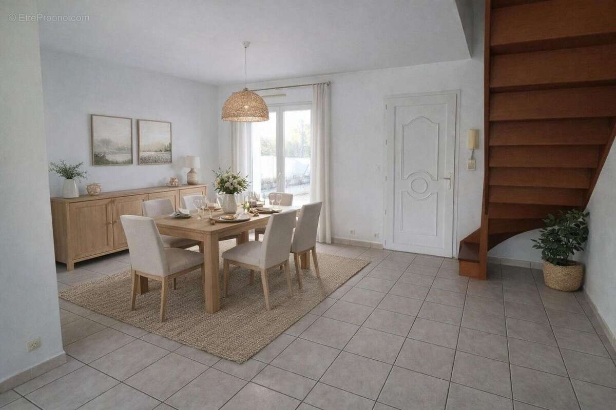 Photo 2 - Maison à MONTLOUIS-SUR-LOIRE